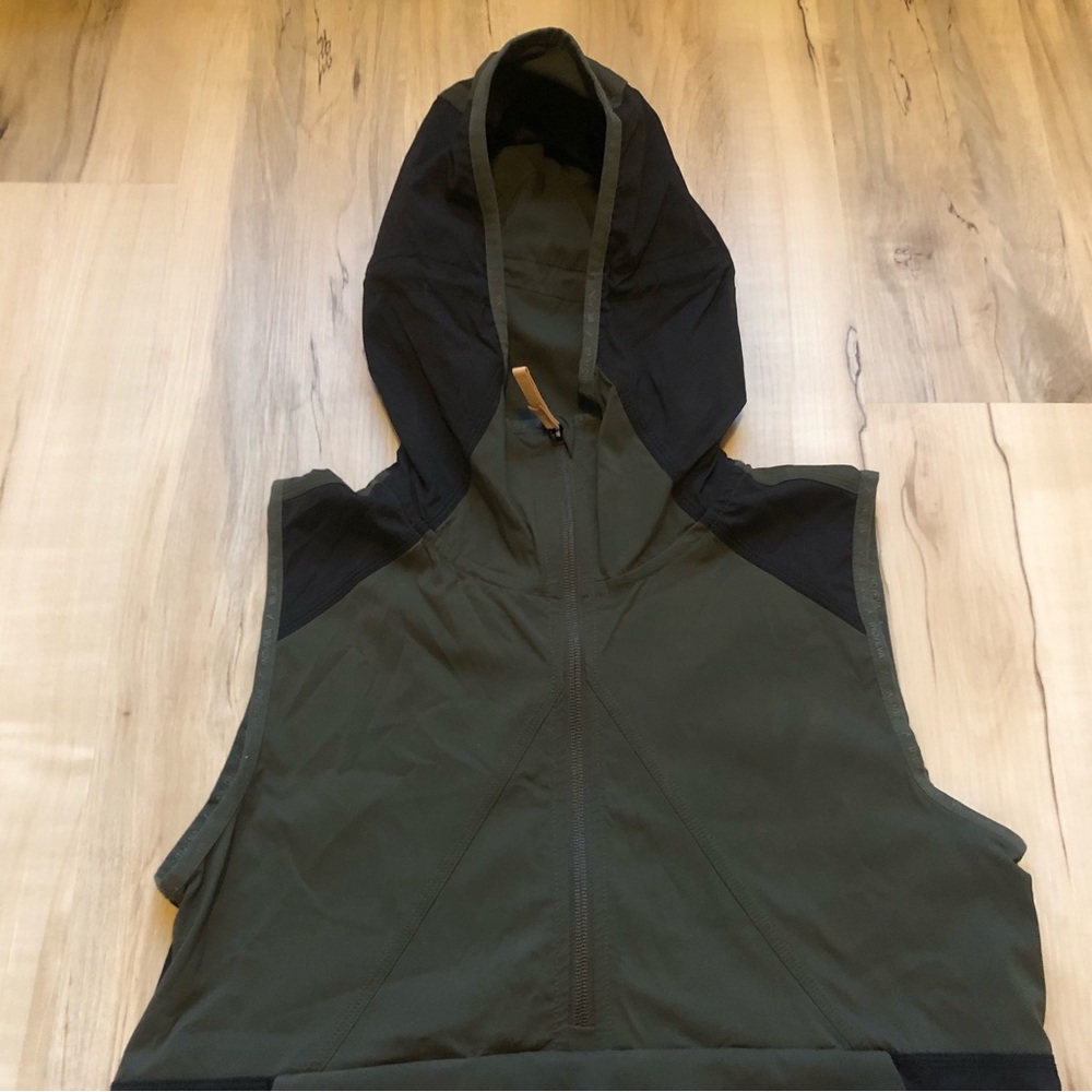 Indygena Cangur Women's Black & Olive Hooded Vest Wind Resistant - Picture 8 of 16